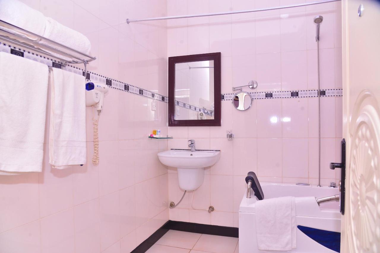 Best Western Meloch Hotel アウカ エクステリア 写真