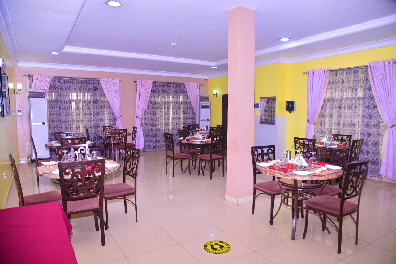 Best Western Meloch Hotel アウカ エクステリア 写真